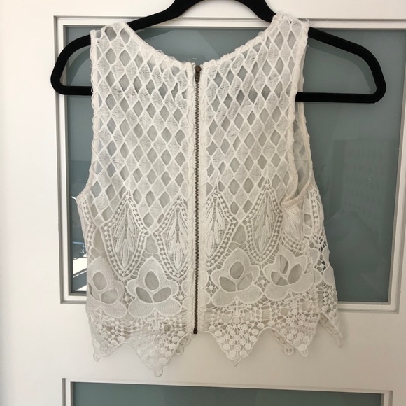 White cropped zip up tank - Picture 2 of 2